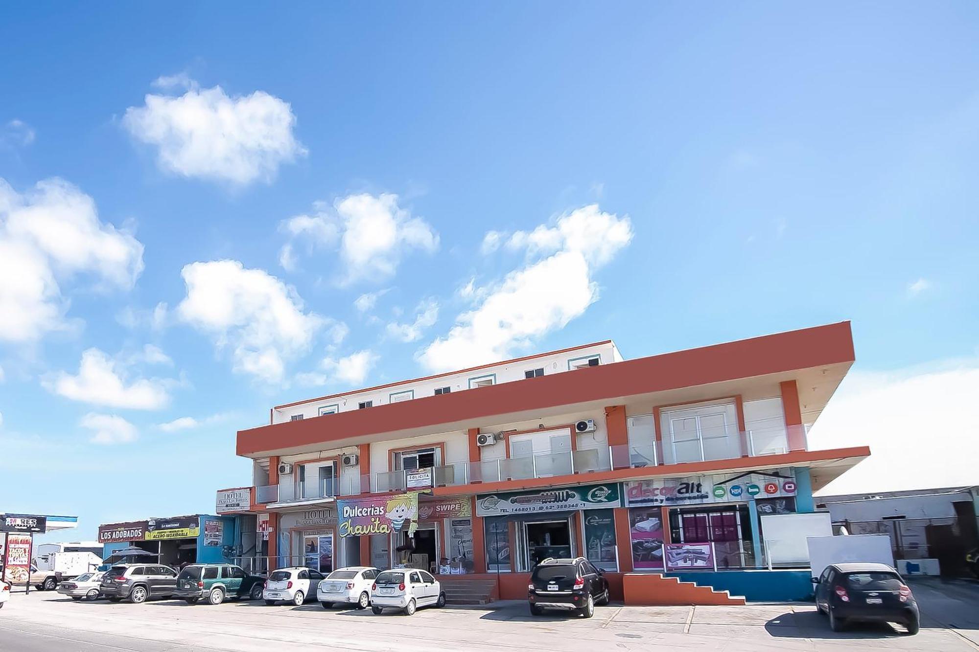 Oyo Hotel Plaza Las Torres, Cabo San Lucas Eksteriør billede