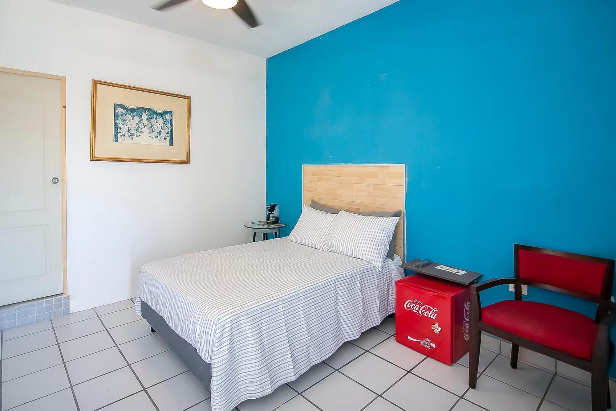 Oyo Hotel Plaza Las Torres, Cabo San Lucas Eksteriør billede